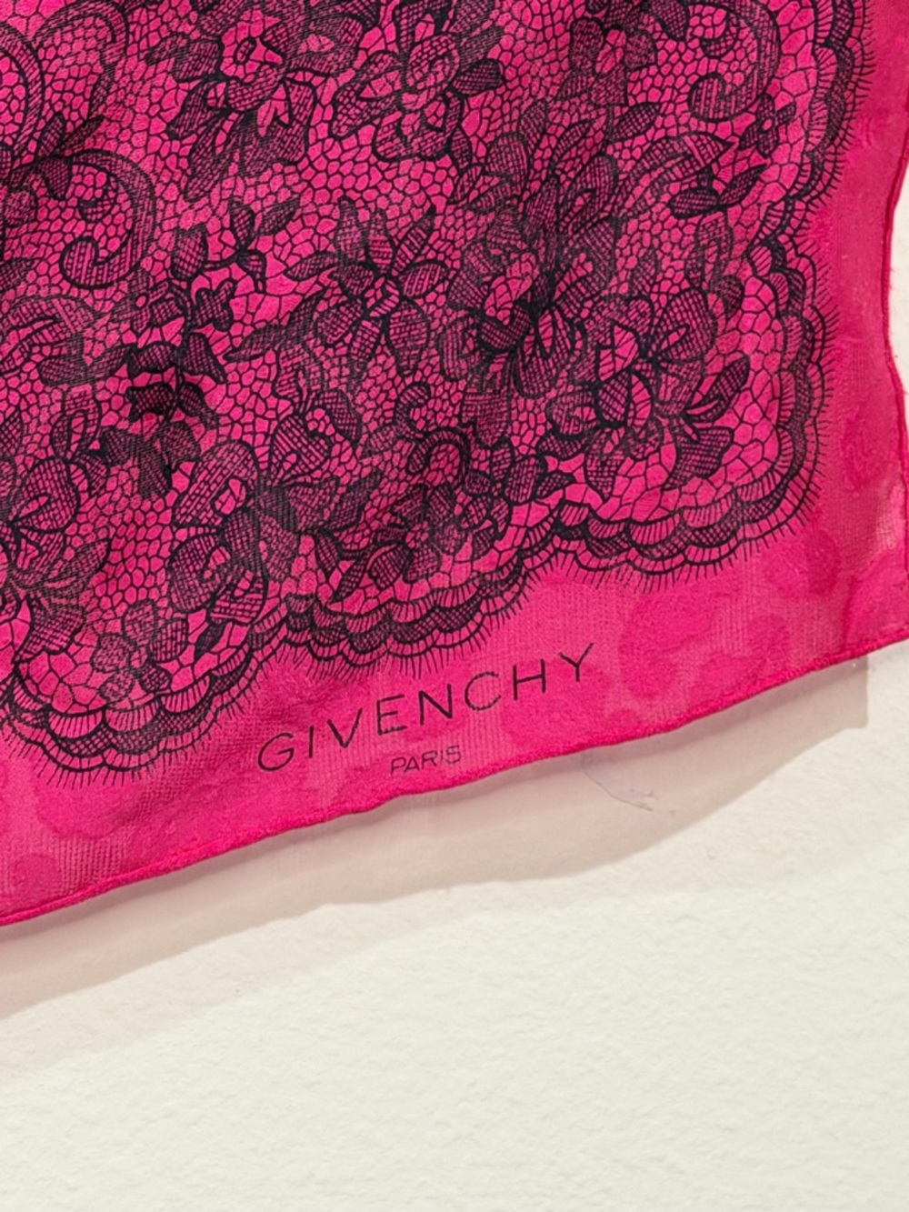 Givenchy Pink and Black Lace-Print Scarf - Picture 8 of 10
